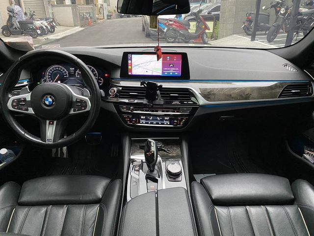 BMW寶馬 530I  第12張相片
