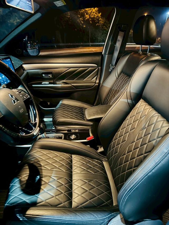 MITSUBISHI三菱 OUTLANDER  第11張相片