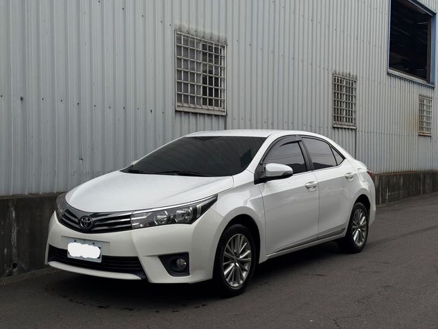 TOYOTA豐田 ALTIS  第1張相片