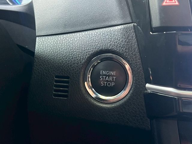 TOYOTA豐田 ALTIS  第7張相片
