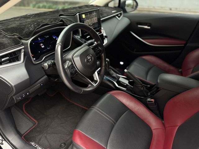TOYOTA豐田 ALTIS  第4張相片