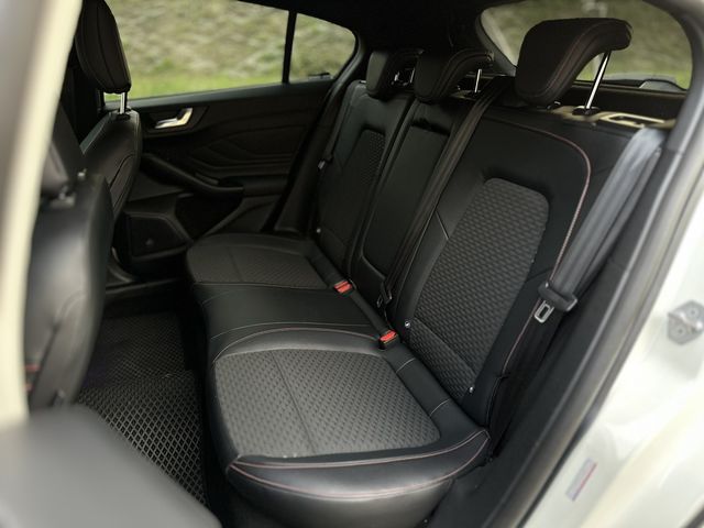 FORD福特 FOCUS  第8張相片