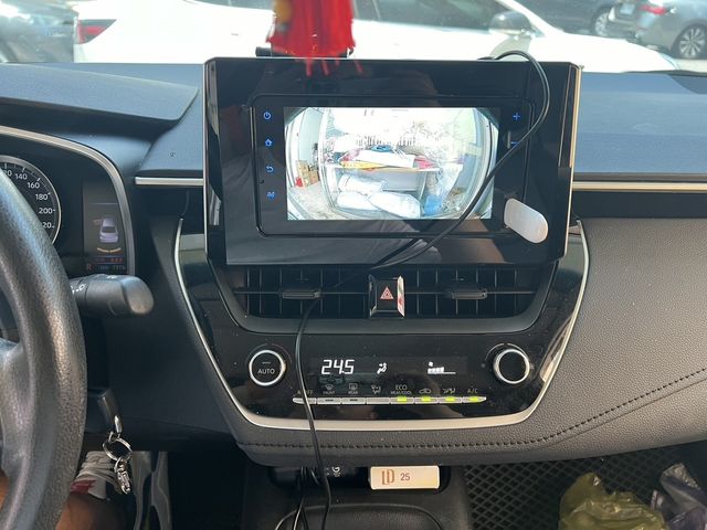 TOYOTA豐田 ALTIS  第2張相片