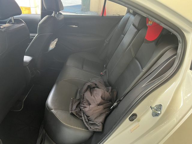 TOYOTA豐田 ALTIS  第3張相片