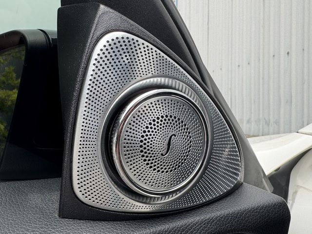 M-BENZ賓士 C300  第5張相片