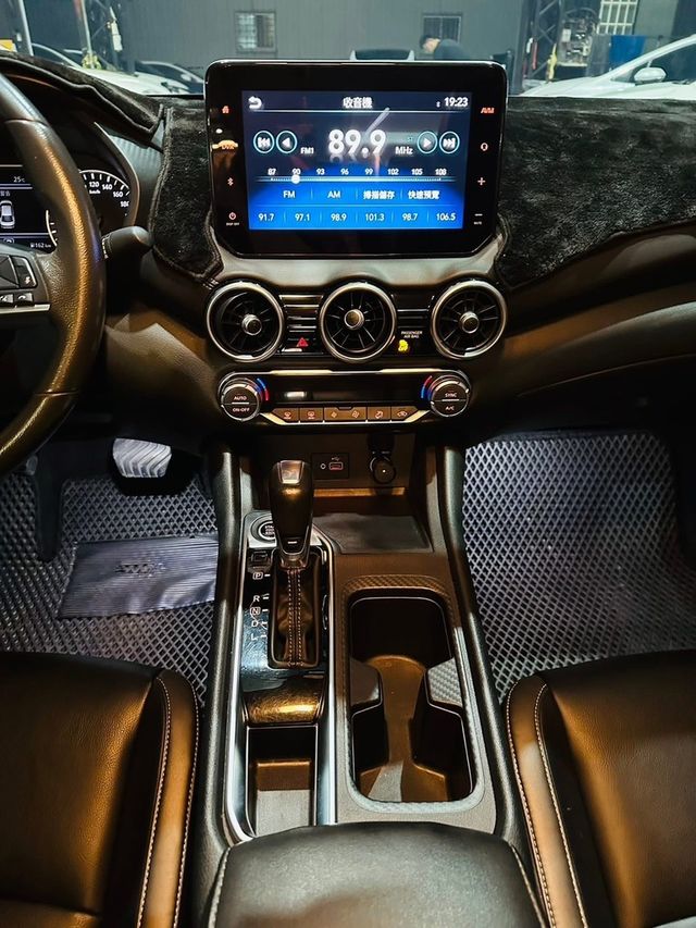 NISSAN日產 SENTRA  第13張相片