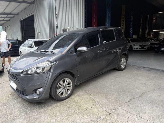 TOYOTA豐田 SIENTA  第2張相片