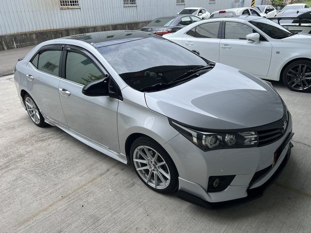 TOYOTA豐田 ALTIS  第1張相片
