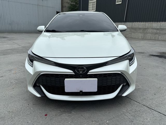 TOYOTA豐田 AURIS  第3張相片