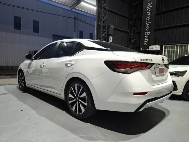 NISSAN日產 SENTRA  第3張相片