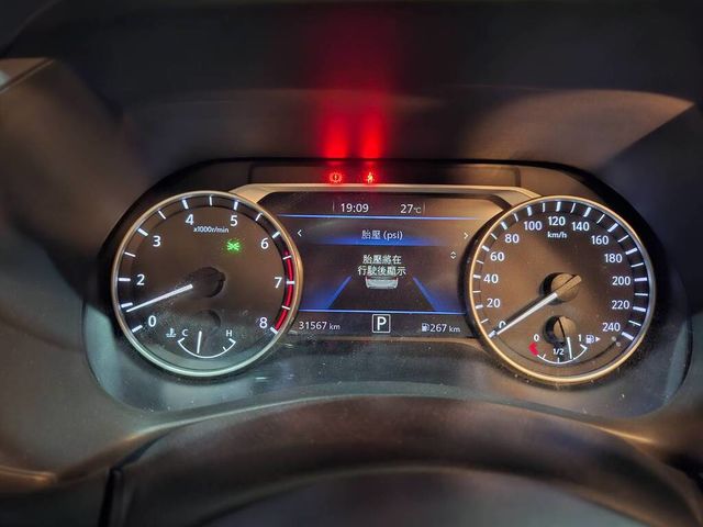 NISSAN日產 SENTRA  第6張相片