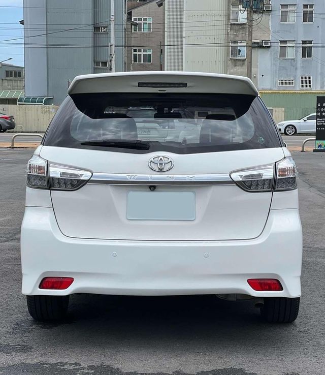 TOYOTA豐田 WISH  第2張相片