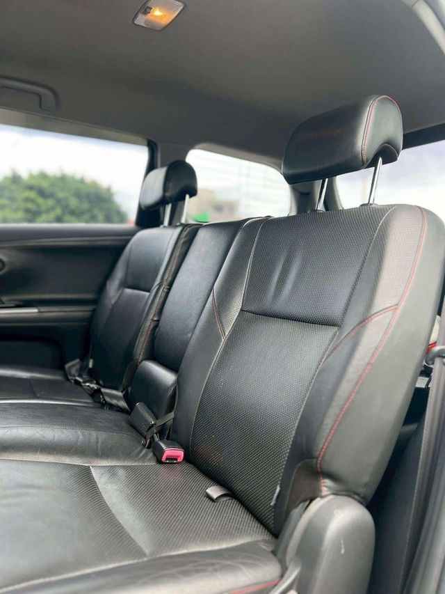 TOYOTA豐田 WISH  第4張相片