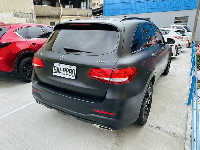 M-BENZ賓士 GLC300  第3張相片