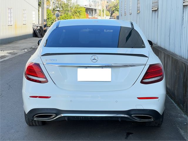 M-BENZ賓士 E300  第4張相片