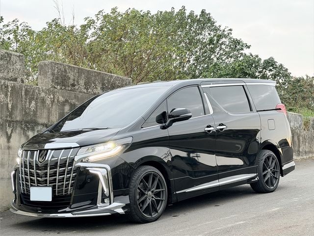 TOYOTA豐田 ALPHARD  第1張相片