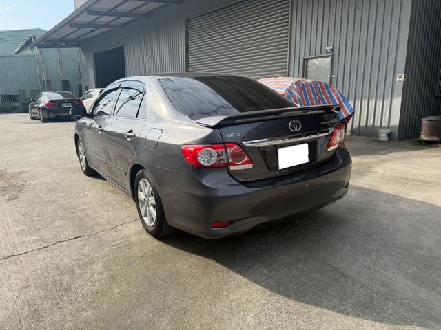 TOYOTA豐田 ALTIS  第2張相片