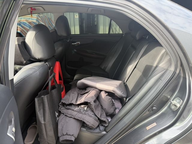 TOYOTA豐田 ALTIS  第4張相片