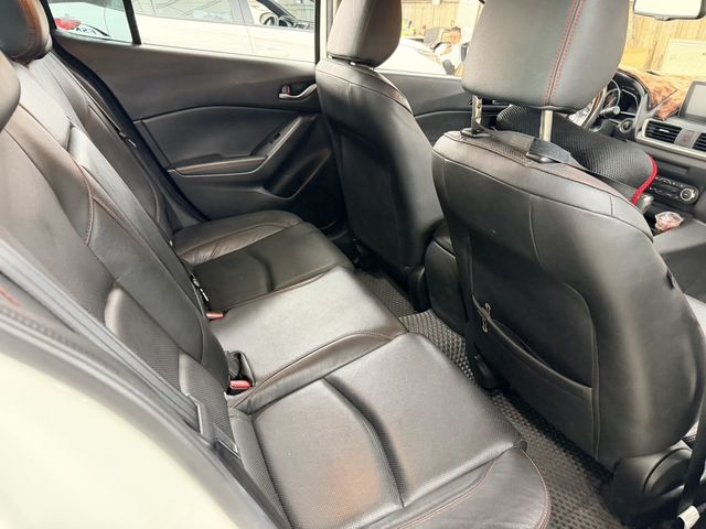 MAZDA馬自達 MAZDA 3  第6張相片