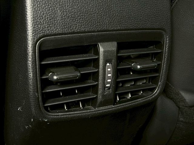 TOYOTA豐田 COROLLA ALTIS HYBRID  第9張相片