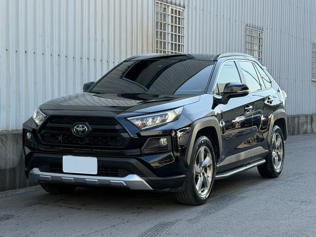 TOYOTA豐田 RAV4  第1張相片