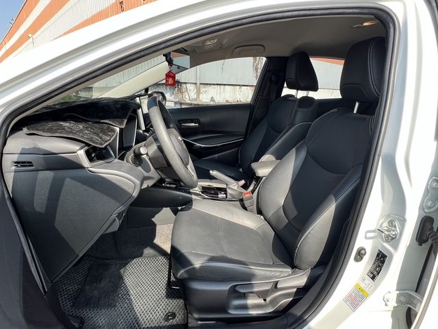 TOYOTA豐田 ALTIS  第5張相片