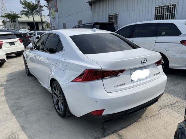 LEXUS凌志 IS200T  第5張相片
