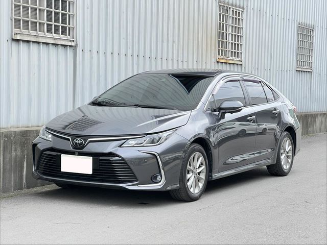 TOYOTA豐田 ALTIS  第1張相片