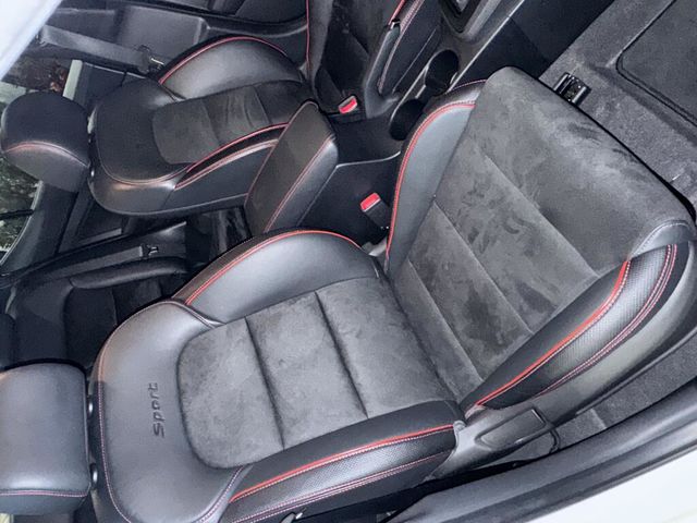 HYUNDAI現代 ELANTRA  第6張相片