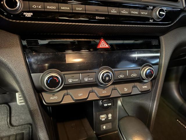 HYUNDAI現代 ELANTRA  第12張相片