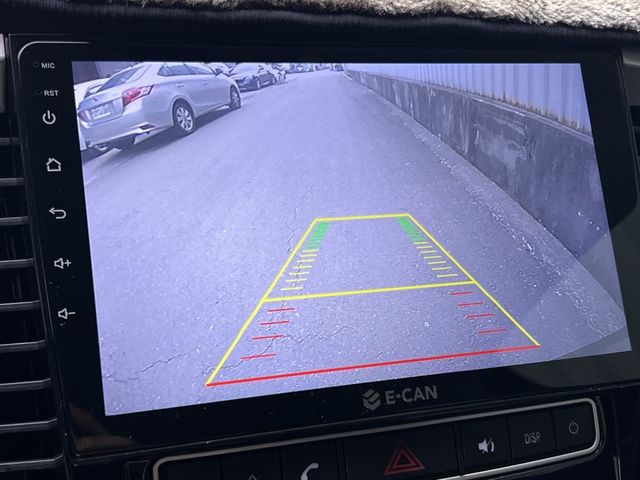 MITSUBISHI三菱 LANCER  第7張相片