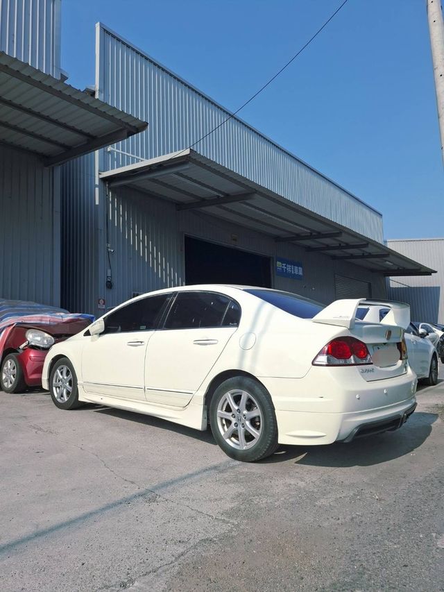 HONDA本田 CIVIC  第2張相片