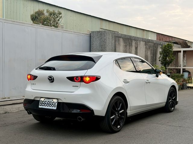 MAZDA馬自達 MAZDA 3  第3張相片
