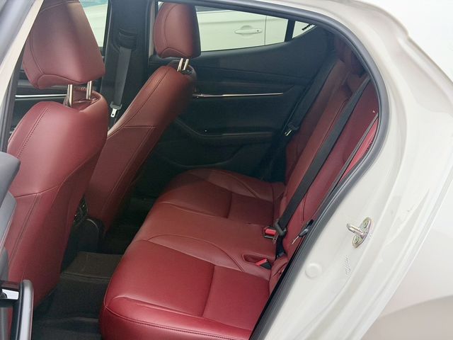 MAZDA馬自達 MAZDA 3  第6張相片