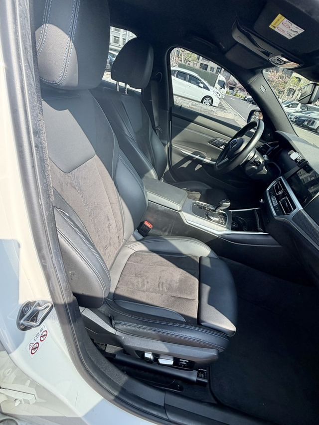 BMW寶馬 320I  第7張相片