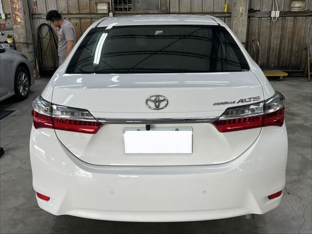 TOYOTA豐田 ALTIS  第3張相片