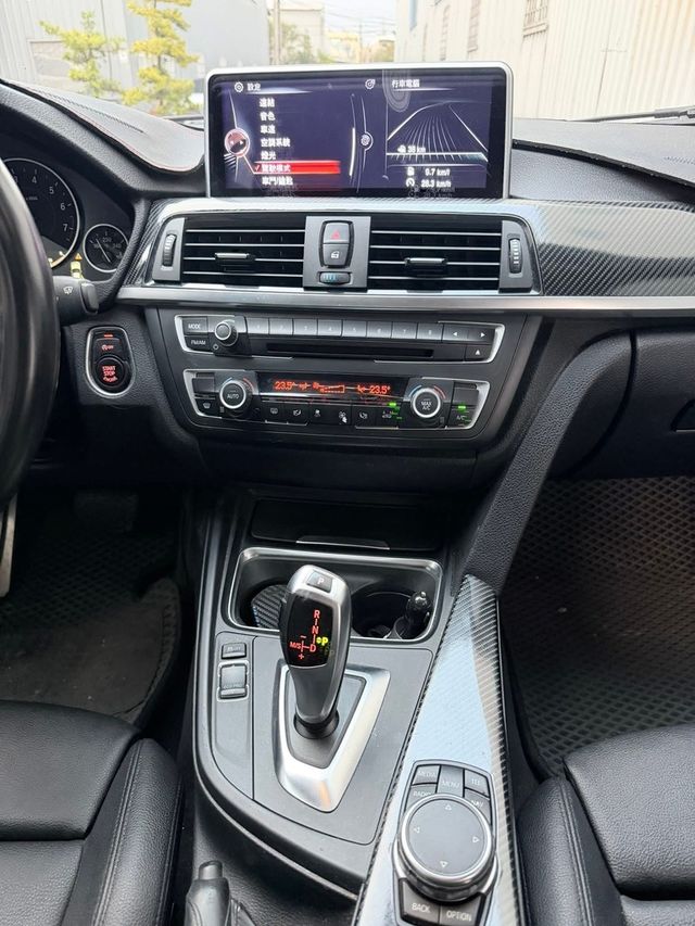 BMW寶馬 328I M SPORT  第8張相片