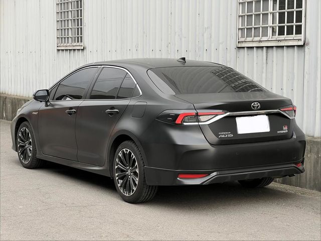 TOYOTA豐田 ALTIS  第3張相片