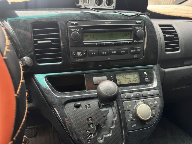 TOYOTA豐田 WISH  第7張相片