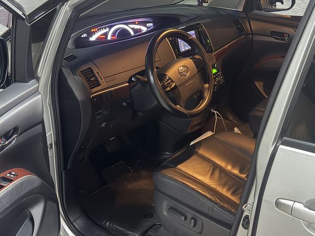 TOYOTA豐田 PREVIA  第3張相片