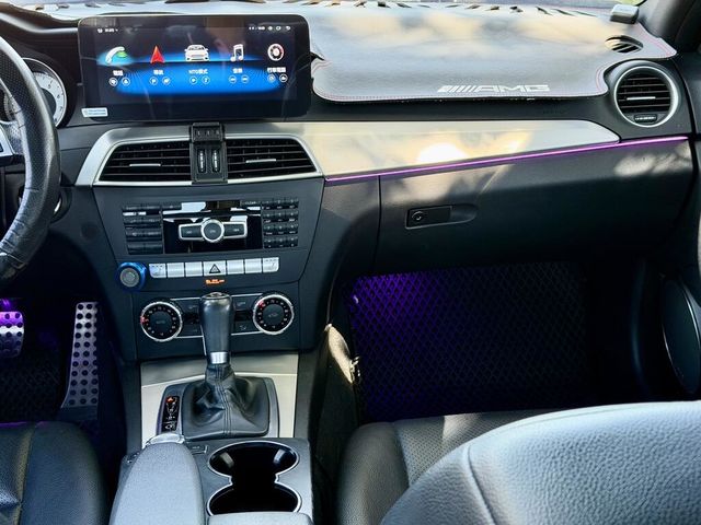M-BENZ賓士 C250  第6張相片