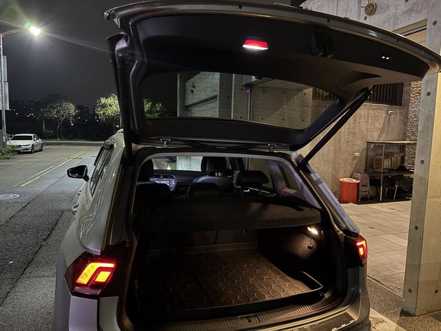 VOLKSWAGEN福斯 TIGUAN  第3張相片