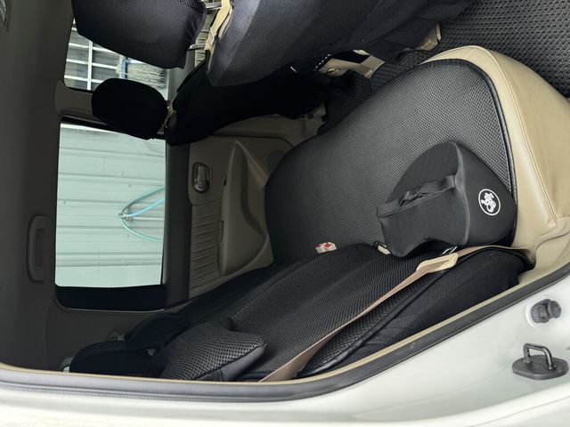 NISSAN日產 LIVINA  第5張相片