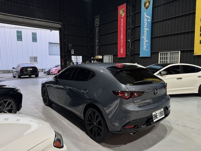 MAZDA馬自達 MAZDA 3  第4張相片