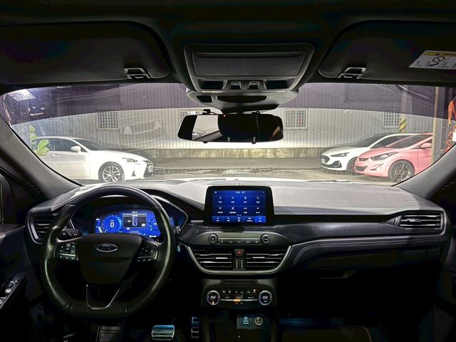 FORD福特 KUGA  第3張相片