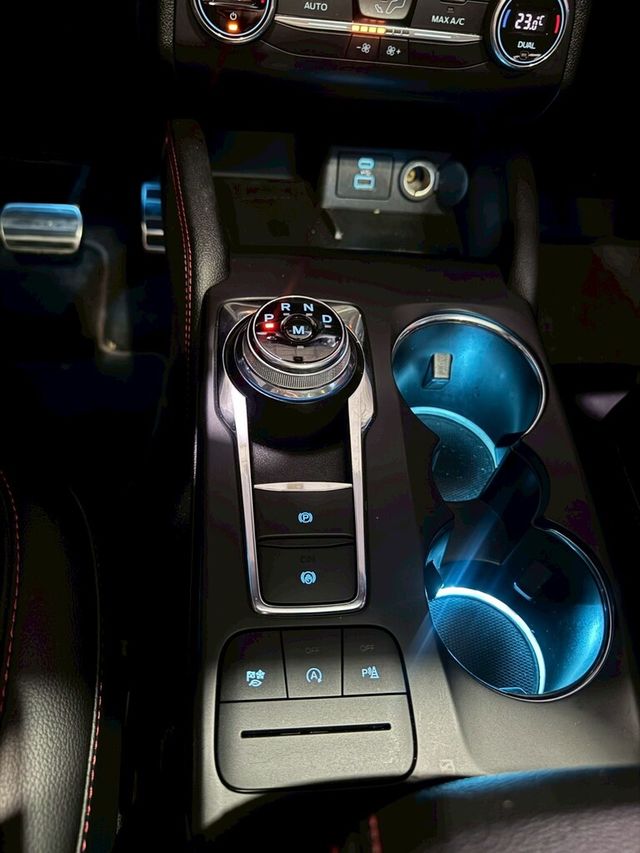 FORD福特 KUGA  第6張相片