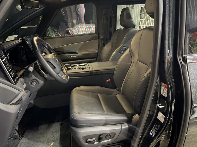 LEXUS凌志 LM350H  第12張相片