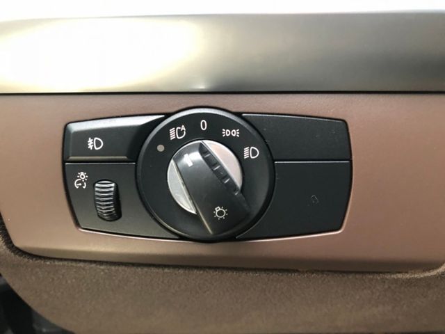 原鈑件/摸門解鎖/電尾門/雙前電動椅/換檔撥片/可全額貸款  第14張相片
