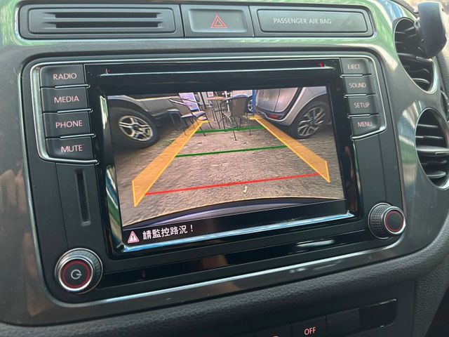 原鈑件/感應式頭燈/6安/循跡防滑/AUTOHOLD/車頂架/ISOFIX  第9張相片