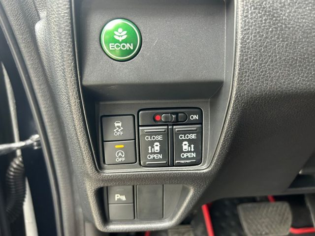 APEX頂級版/原鈑件/LED感應式頭燈/雙邊電滑門/盲點/自動停車/免鑰匙/360環景/天窗/換檔撥片/ISOFIX  第15張相片